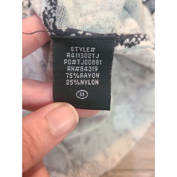 Cyrus medium women's snake print thin knit sweater - Picture 5 of 9